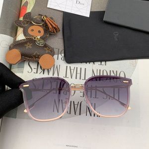 Dior D4170 Square Sunglasses In Purple