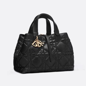 Medium Dior Toujours Bag Macrocannage Calfskin Black