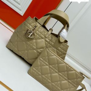 Medium Dior Toujours Bag Macrocannage Calfskin Khaki