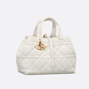 Medium Dior Toujours Bag Macrocannage Calfskin White